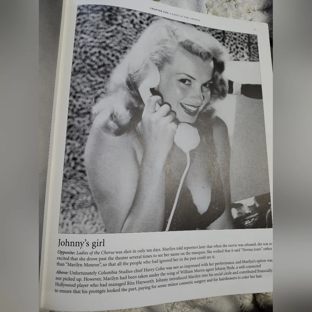 Book - Picture 2 of 8